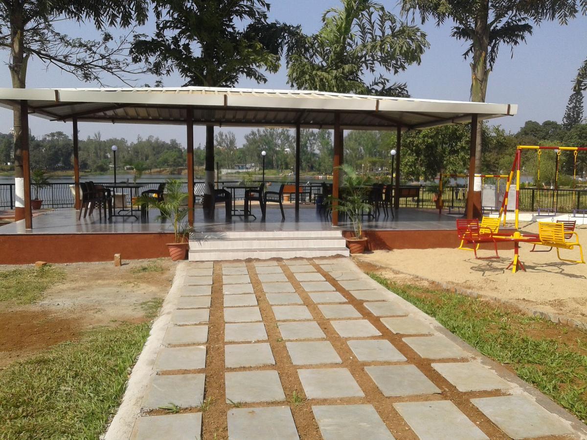 Savshanti Lake Resort Saputara Extérieur photo