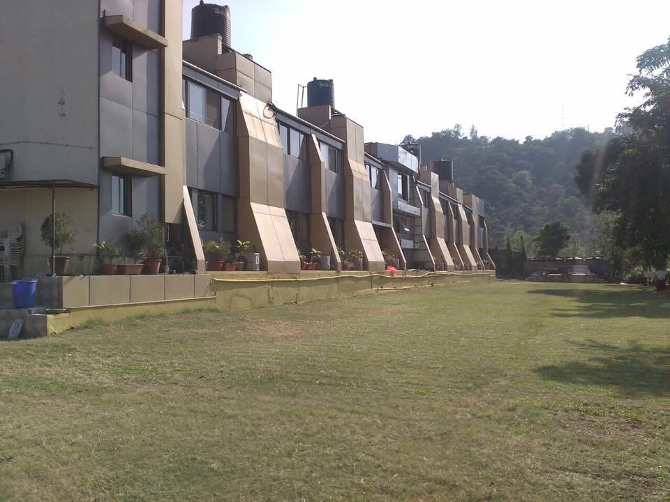 Savshanti Lake Resort Saputara Extérieur photo
