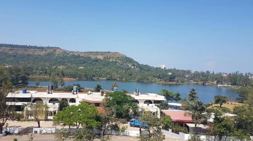 Savshanti Lake Resort Saputara Extérieur photo