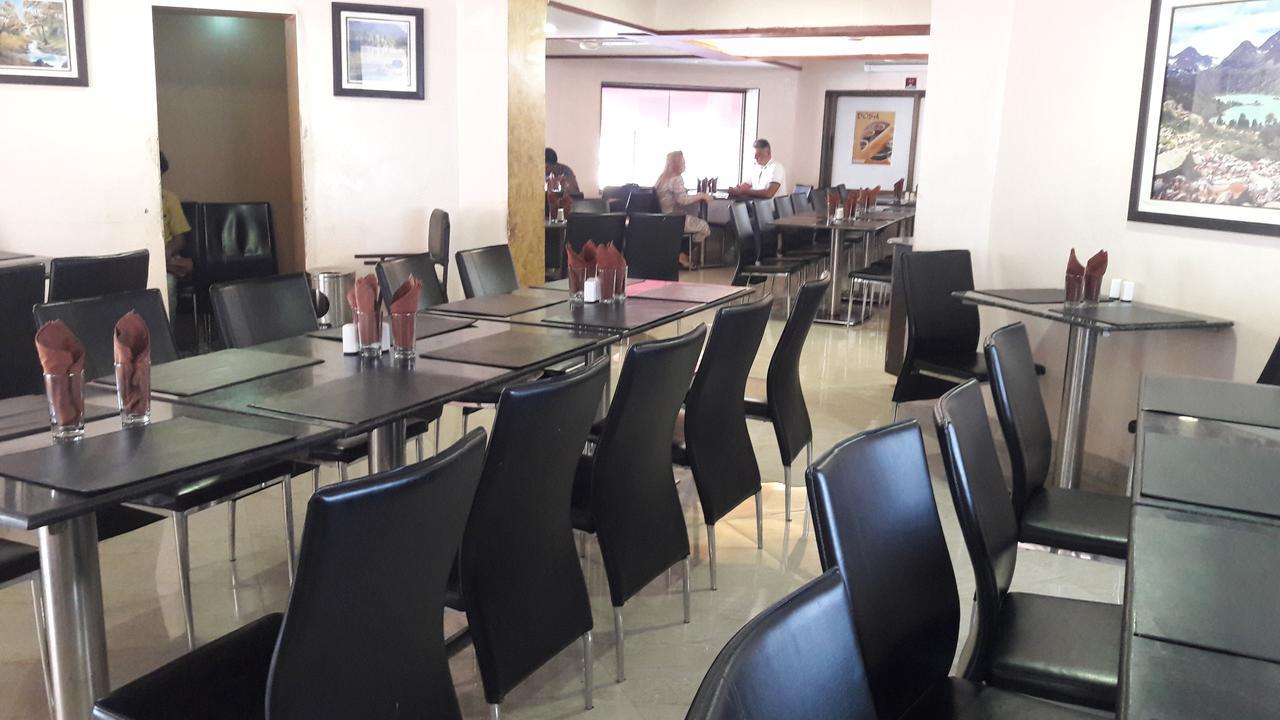 Savshanti Lake Resort Saputara Extérieur photo